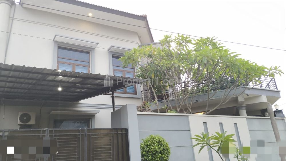 Dijual Rumah Hook 2 Lantai di Puri Anjasmoro Semarang Barat - Luas Tanah 217 m2, Luas Bangunan 350 m2, SHM