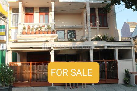 Dijual Cepat Rumah 2.5 Lantai di Pondok Pekayon Indah Bekasi Selatan