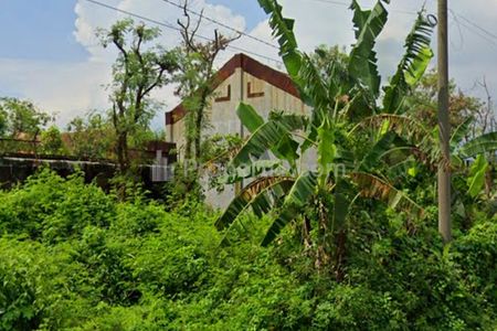 Dijual Tanah Bonus Rumah Walet di Kota Majalengka Jawa Barat - Luas 1300 m2 SHM