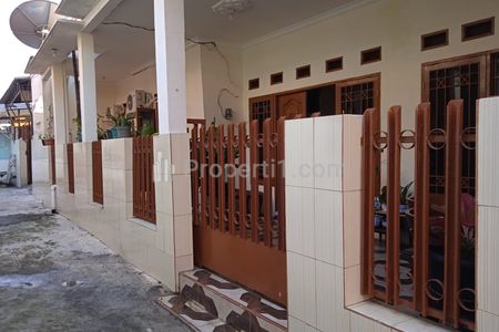 Dijual Rumah Nyaman Semi Furnished di Kampung Tengah Condet Jakarta Timur, 5 Kamar Tidur, Luas Tanah 320m2