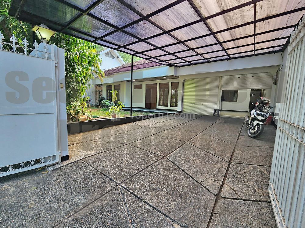 Disewakan Rumah di Area Senopati/SCBD/Selong Jakarta Selatan STD482