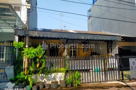 Dijual Rumah di Janur Kuning Kelapa Gading Permai Jakarta Utara - 2 Kamar Tidur, Hadap Utara