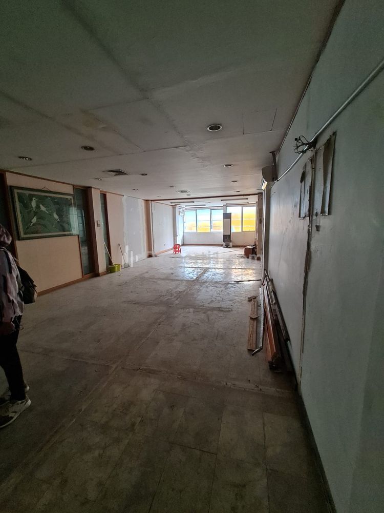 Dijual Ruko 3 Lantai di Grand Wijaya Center Darmawangsa Kebayoran Baru Jakarta Selatan