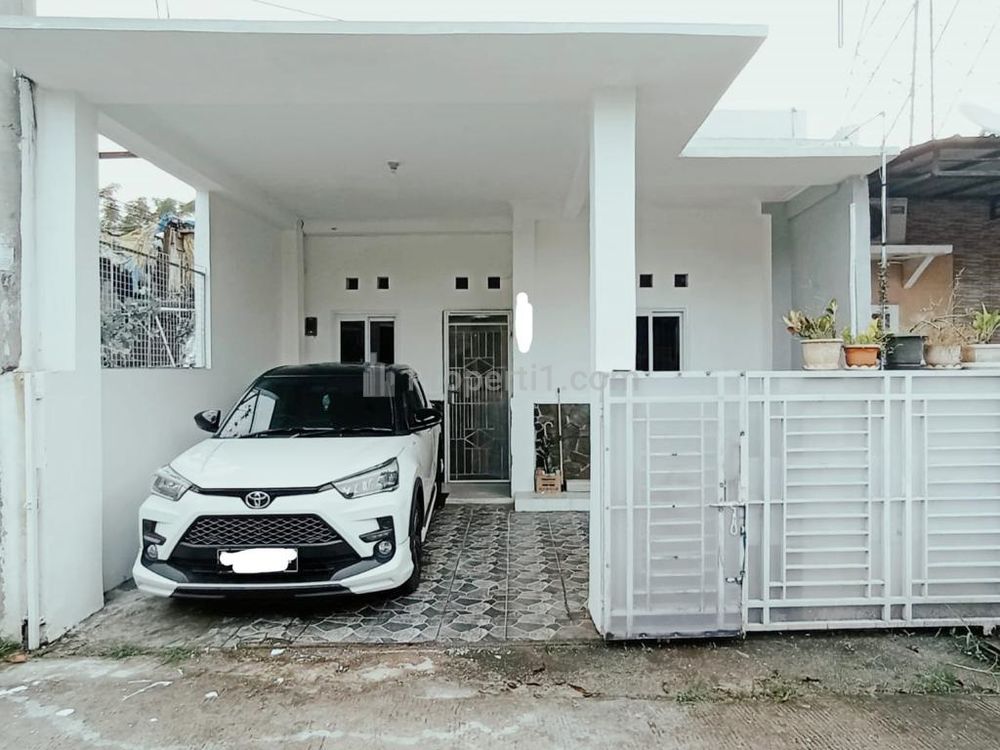 Rumah Dijual di Griya Azzahra Serua Ciputat Tangerang Selatan Dekat Stasiun Sudimara, Mall Bintaro Xchange, RS Buah Hati Ciputat, Tol Pondok Aren