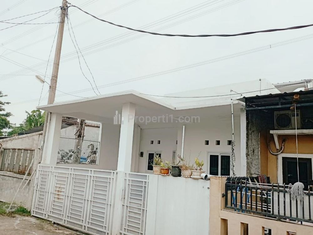 Rumah Dijual di Griya Azzahra Serua Ciputat Tangerang Selatan Dekat Stasiun Sudimara, Mall Bintaro Xchange, RS Buah Hati Ciputat, Tol Pondok Aren