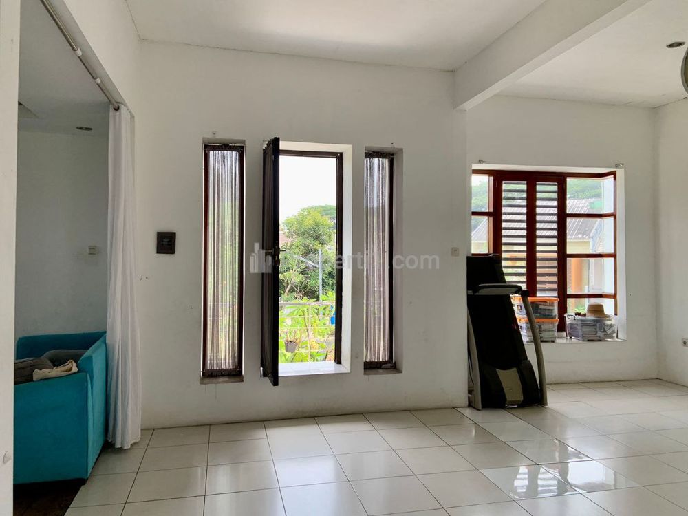Jual Rumah di Citragran Cibubur Hanya 10 Menit ke Toll