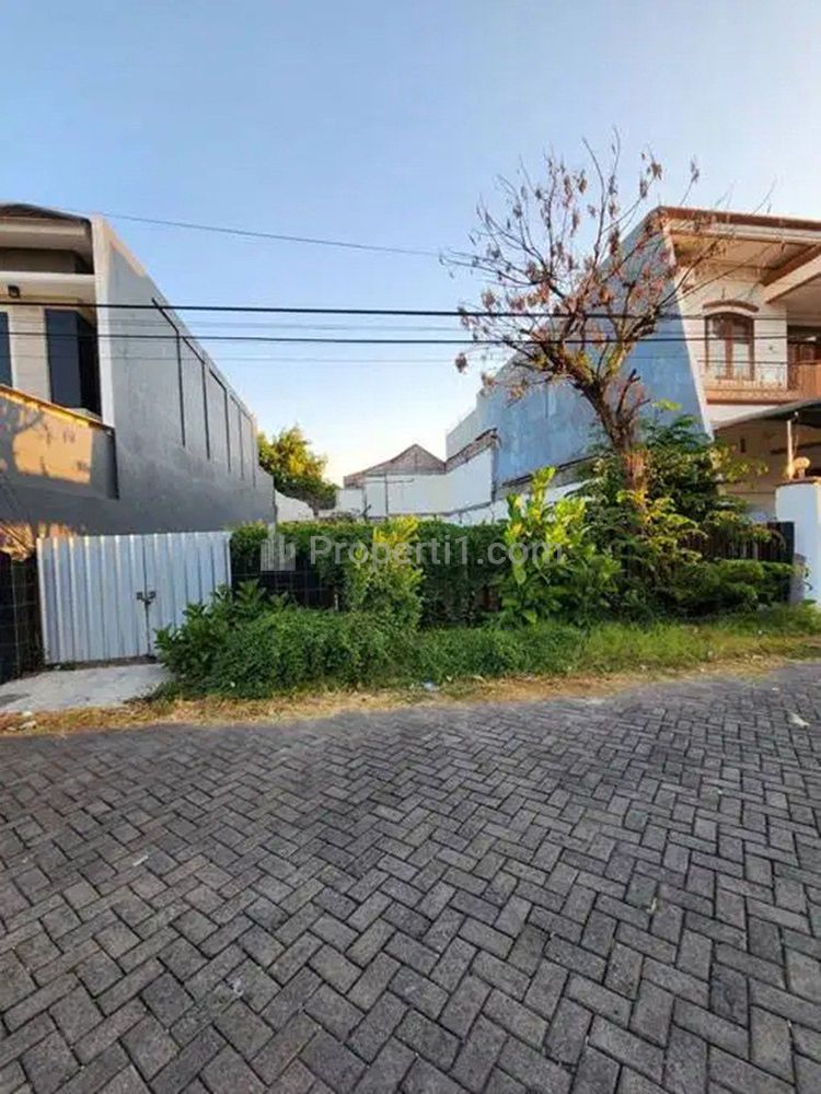 Jual Tanah Siap Bangun di Manyar Tirtoyoso Selatan, Mulyorejo, Surabaya - Luas 300m2 SHM