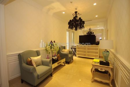 For Rent Apartment The Pakubuwono Signature - 4+1 BR Fully Furnished Size 385m2 Private Lift