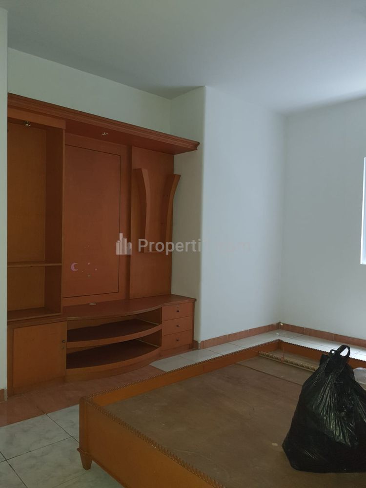 Jual Rumah di Taman Palem Lestari Cengkareng Jakarta Barat - Luas Tanah 200 m2, Hadap Utara
