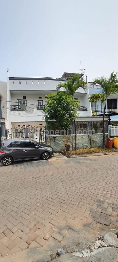 Jual Rumah di Taman Palem Lestari Cengkareng Jakarta Barat - Luas Tanah 200 m2, Hadap Utara