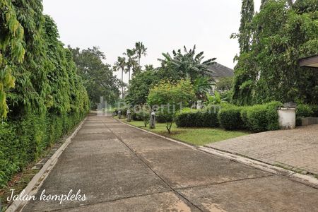 Rumah Mewah Dijual dekat Golf Pangkalan Jati Pondok Labu Jakarta Selatan