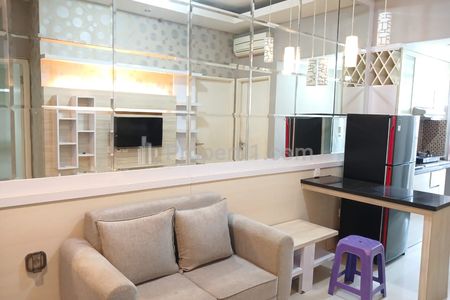 Sewa Tahunan Apartemen Seasons City 2BR Furnished di Grogol Jakarta Barat
