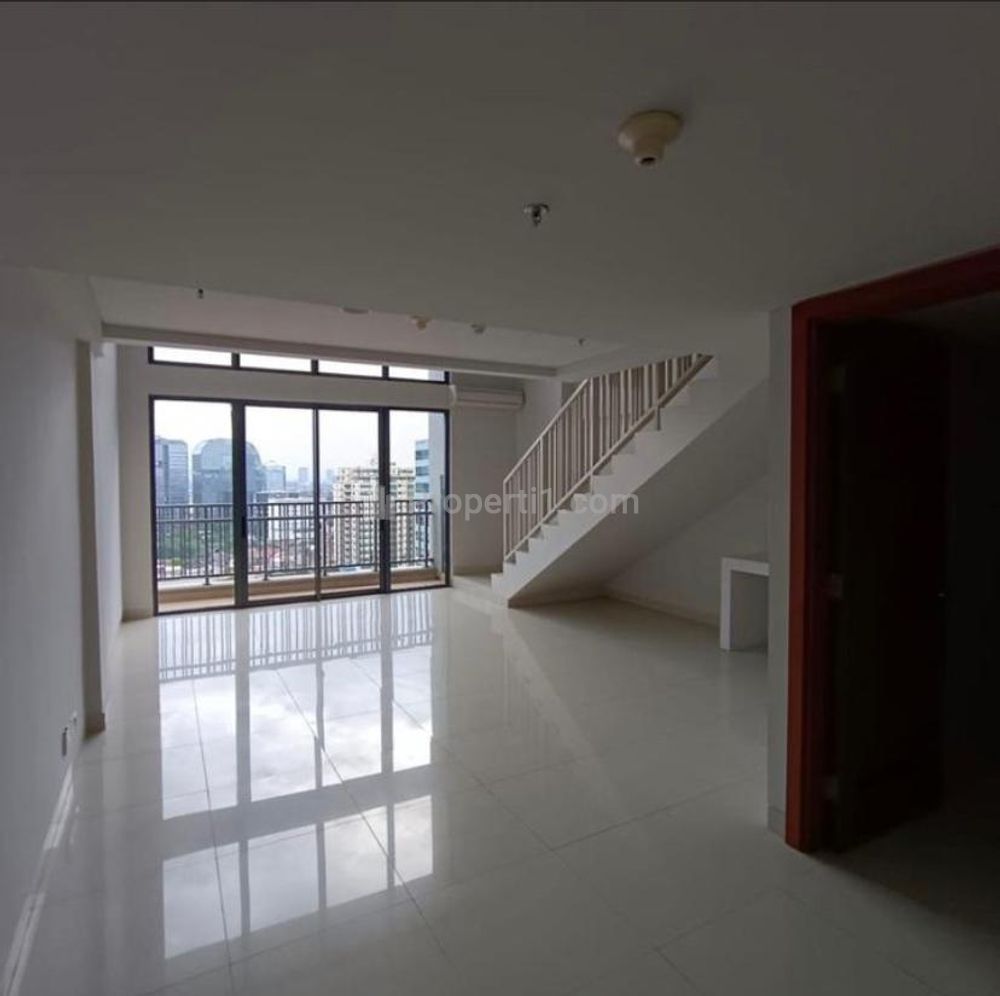 Jual Apartemen SOHO Pancoran Jakarta Selatan, 2 Floor in 1 Unit for Working and Living, Brand New, Unfurnished, Luas 132.89m2