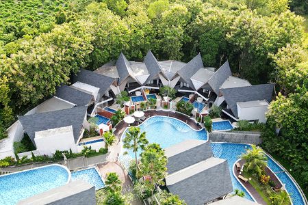 Dijual Cepat Villa Fully Furnished di Pura Segara Kuta Selatan Bali STDN0116