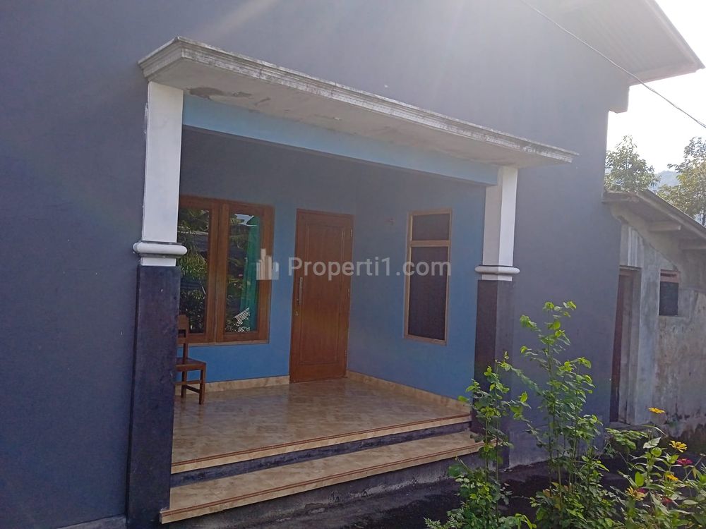 Dijual Rumah Villa Siap Huni View Gunung Lawu di Tawangmangu Karanganyar