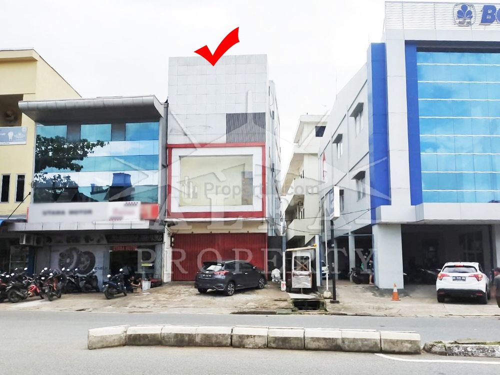 Dijual/Disewakan Ruko di Jalan Gajahmada Kota Pontianak