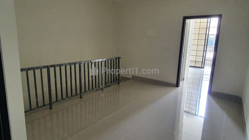 Disewakan Rukan Soho 3,5 Lantai di Sedayu City Kelapa Gading Jakarta - Lokasi Strategis