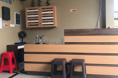 Dijual Cepat Rumah Kos Kosan Aktif 32 Kamar di Mampang Prapatan Jakarta Selatan, Luas Tanah 300m2, Luas Bangunan 600m2