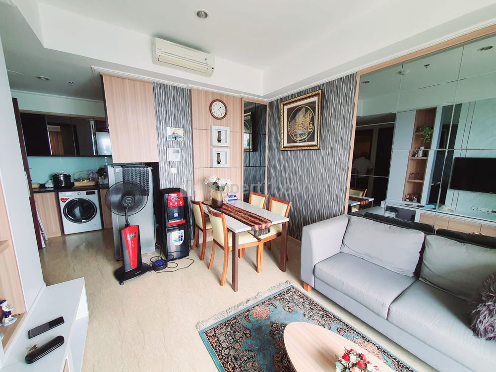 Sewa Apartemen Mewah Menteng Park Cikini Tower Emerald - 2 BR Fully Furnished, Private Lift