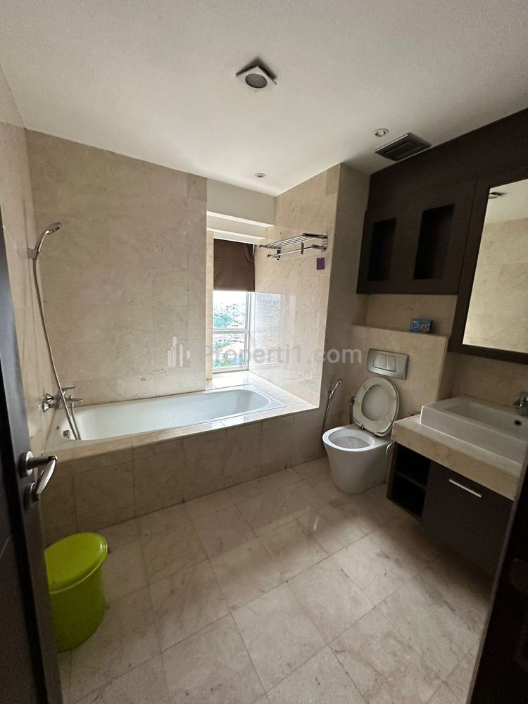 Sewa Apartemen Somerset Berlian Permata Hijau - 3BR Fully Furnished