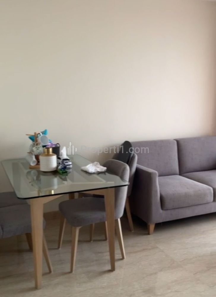 Disewakan Apartemen Mewah Menteng Park Cikini Type 2 BR Fully Furnished Luas 64m2, Private Lift