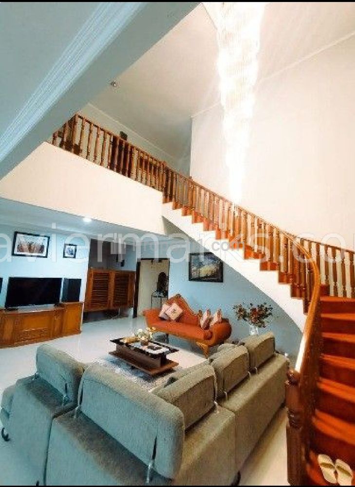 Dijual Rumah Megah Siap Huni dan Asri di Danau Permai, Sunter, Jakarta Utara - Hadap Selatan