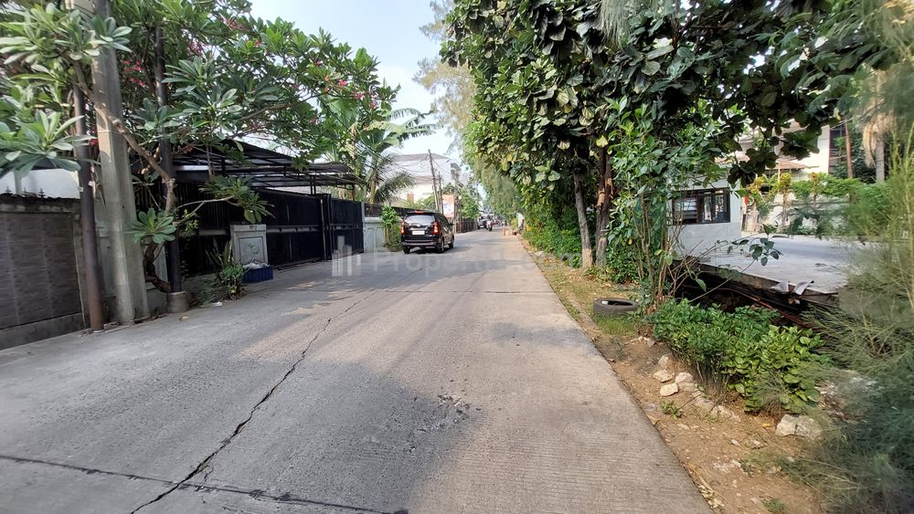 Dijual Cepat Rumah 2 Lantai Siap Huni di Kelapa Gading Jakarta Utara, Luas Tanah 250 m2, 5+1 Kamar Tidur