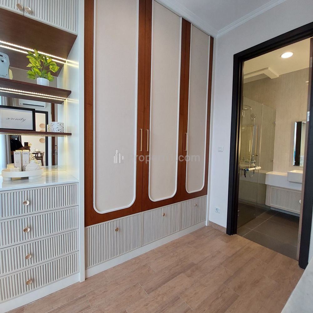 Dijual Rumah 2 Lantai Investasi Bagus di Cluster Meranti Suvarna Sutera, Sindang Jaya, Tangerang