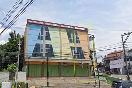 Dijual Ruko Strategis di Bandarjo Ungaran Barat Semarang - 3 Lantai, Luas Tanah 88 m2