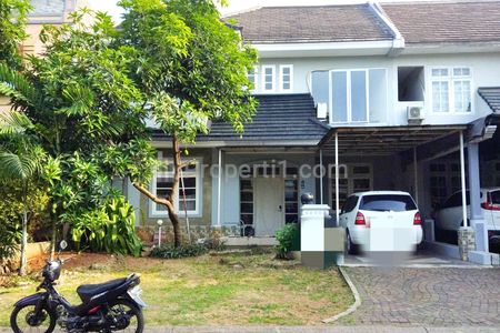 Dijual Rumah Sudah Renovasi 4 Kamar di Kota Wisata Cibubur, Luas Tanah 200m2