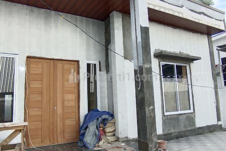 Dijual Rumah Baru 2 Lantai Type 200 Wanobaru Pontianak Selatan, Kota Pontianak