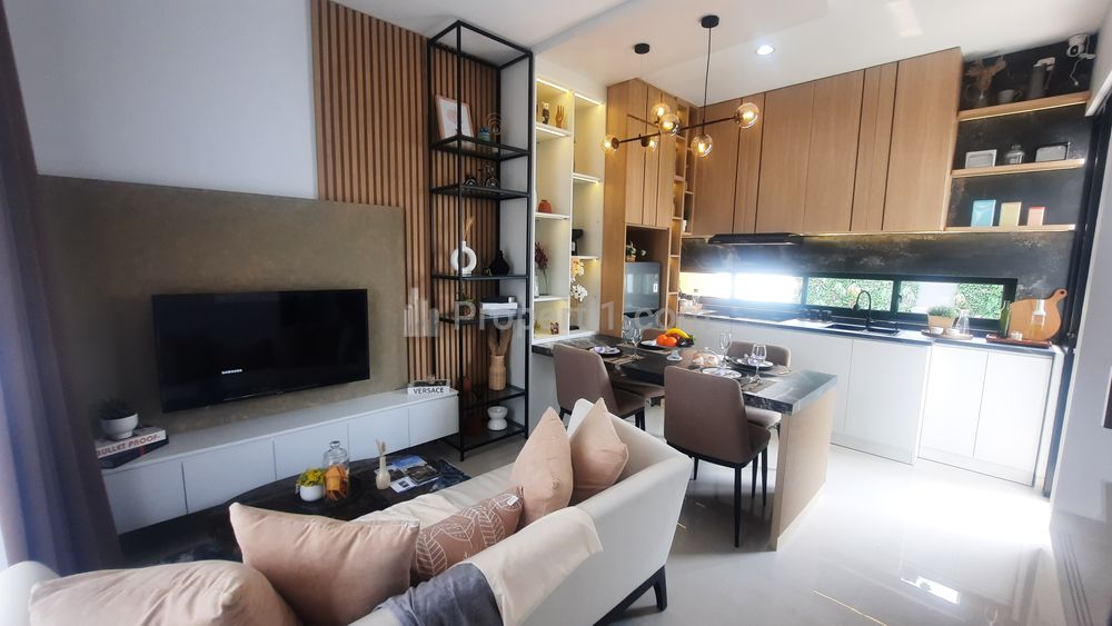 Dijual Rumah dengan Private Pool dan Attic Room di Jakarta Timur Unit Terbatas - Metland Menteng Cakung