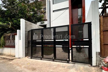 Rumah Dijual 2 Lantai Non Cluster di Ceger Cipayung Jakarta Timur