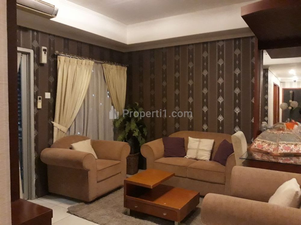 Sewa Apartemen Sudirman Park Jakarta Pusat Type 3 Bedroom Full Furnished, dekat Gedung Intiland Tower, WTC Sudirman, dan Sampoerna Strategic Square