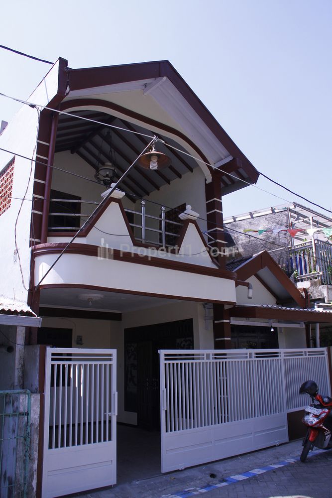 Tampak depan
