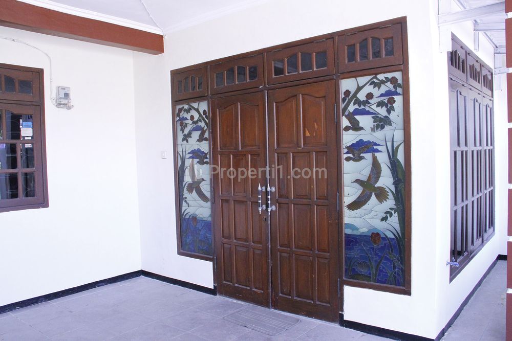 Pintu Utama