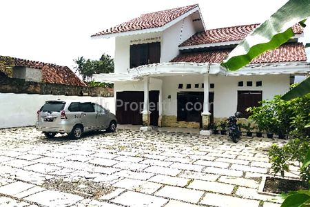 Jual Rumah HALAMAN LUAS di Gamping Sleman Yogyakarta - LT 330 m2 LB 150 m2