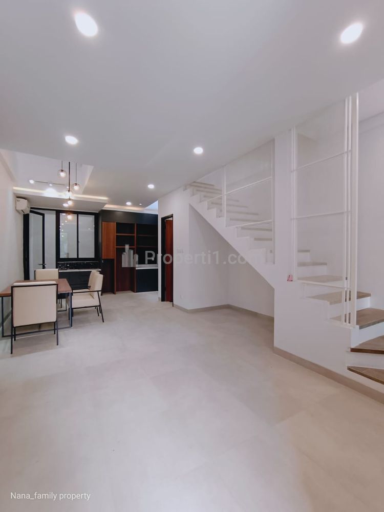 Dijual Rumah Cluster dengan Prestige Design Concept Hanya 6 Unit di  Cirendeu Ciputat Tangerang Selatan