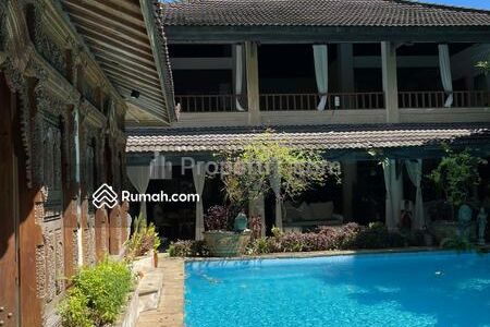 Jual Cepat Villa Nuansa Joglo di Seminyak Bali