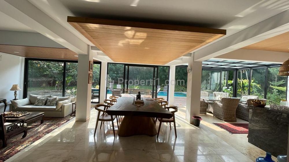 Jual Rumah Brand New Nuansa Bali Private Pool di Bintaro Jakarta Selatan