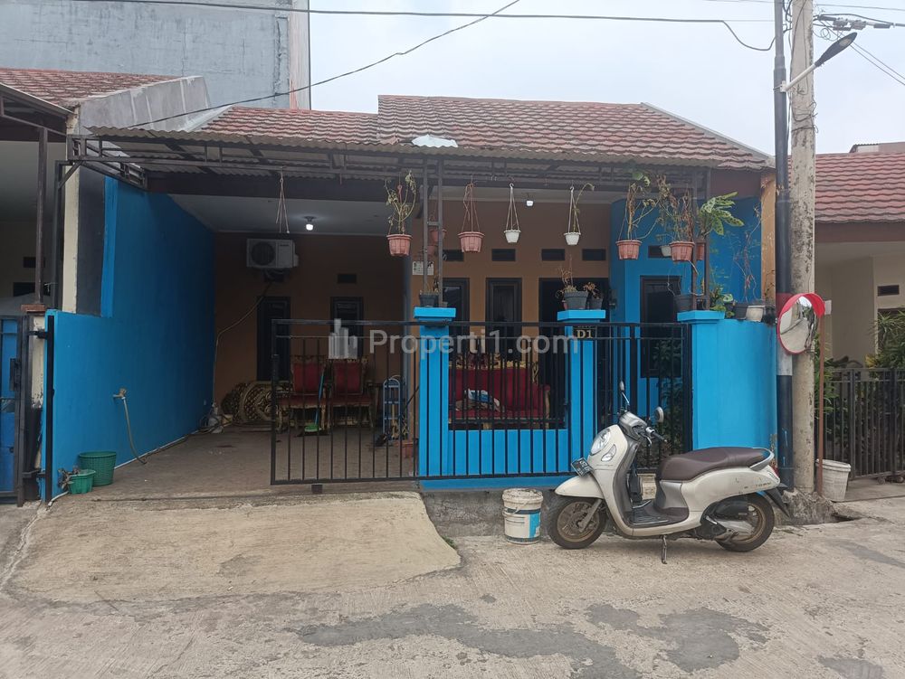 Jual Rumah 2 Lantai Siap Huni dalam Komplek di Bintara Jaya Bekasi Barat