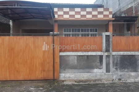 Jual Rumah Cepat di Batu Jawa Timur - Fasilitas Kompor, Tv, Sofa, Tempat Tidur, Pemanas