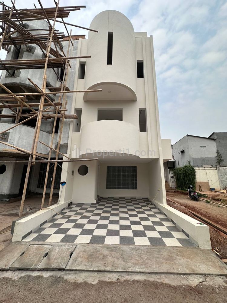Townhouse Dijual 4 Lantai di Pondok Kelapa Duren Sawit Jakarta Timur