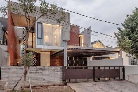Jual Rumah Sangat Mewah Siap Huni di Komplek Univeler, Petukangan Selatan, Pesanggrahan, Jakarta Selatan