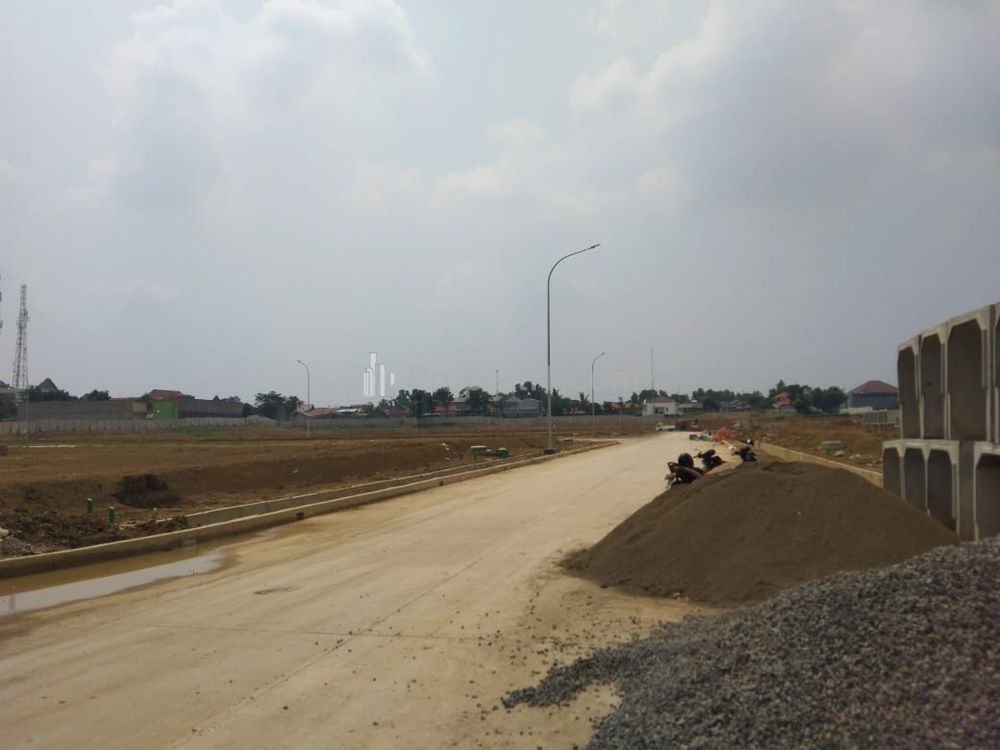 Dijual Tanah Industri Kawasan Lippo Delta Silicon Cikarang Bekasi Row 20 Meter Luas 8.649m2