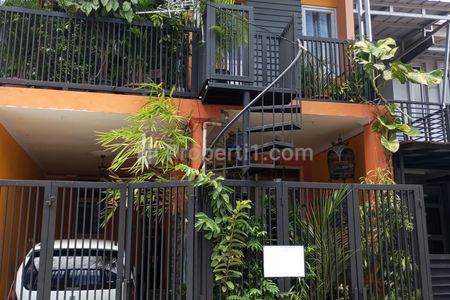 Dijual Rumah 2 Lantai di Cendana Residence Pamulang Tangerang Selatan