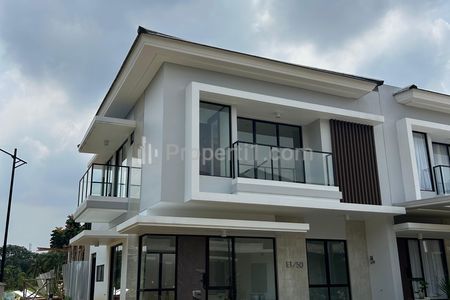 Dijual Rumah Mewah 2 Lantai di Pine Residence, Cibuluh, Bogor Utara - Luas Tanah 134m2, dekat Tol BORR dan Tol Jagorawi