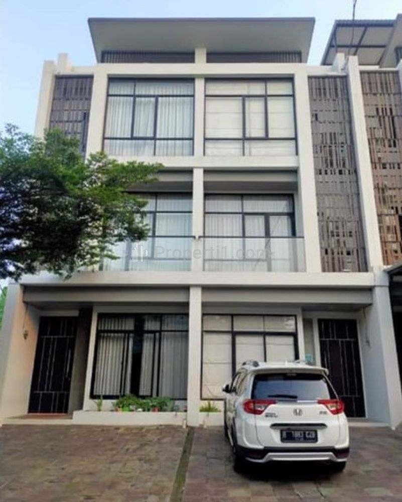 Dijual Rumah Mewah di Sunrise Garden Kebon Jeruk, Jakarta Barat