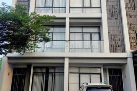 Dijual Rumah Mewah di Sunrise Garden Kebon Jeruk, Jakarta Barat