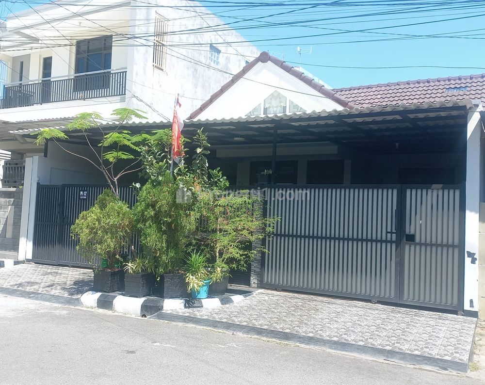 Jual Rumah Nyaman dan Aman Daerah Strategis di Sutorejo Prima Indah Surabaya Timur, dekat Galaxy Mall, Pakuwon City, Mulyosari, Kenjeran, dan ITS
